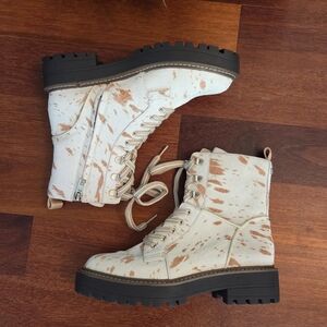 Stylish Cream and Brown Women's Boots